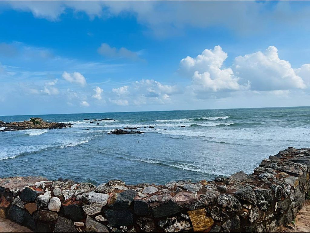 galle fort beach